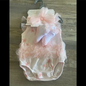 KLYE & DEENA New York Baby girl outfit!